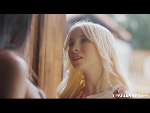 ❤️ لڑکی کچھ مہینوں بعد گھر آتی ہے اور اپنی سوتیلی ماں کی بلی کھا جاتی ہے۔ ❤  ہم پر  ❌